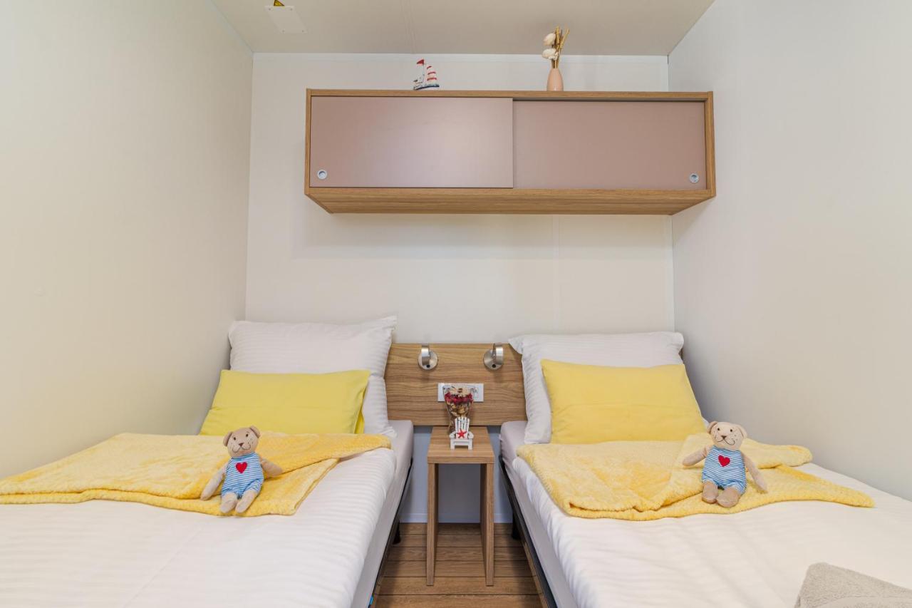 Hemy Casa - Lux Mobile Homes Ровинь Экстерьер фото